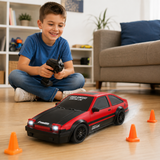 Masina RC Vintage pentru Copii, Scara 1:24, Viteza 15 km/h, Lumini LED, Anvelope Schimbabile, Telecomanda, Rosu